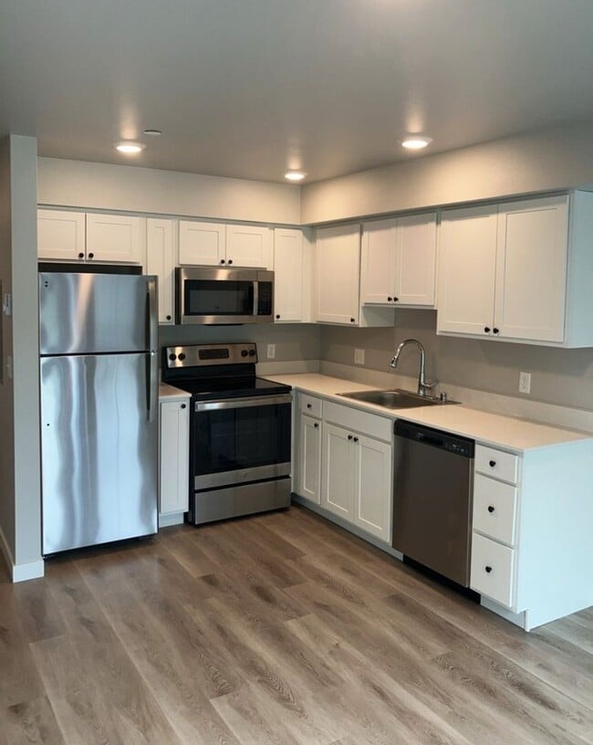 4145 Britton Loop Rd Unit 203