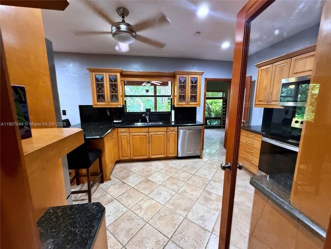 Photo - 1915 Country Club Prado