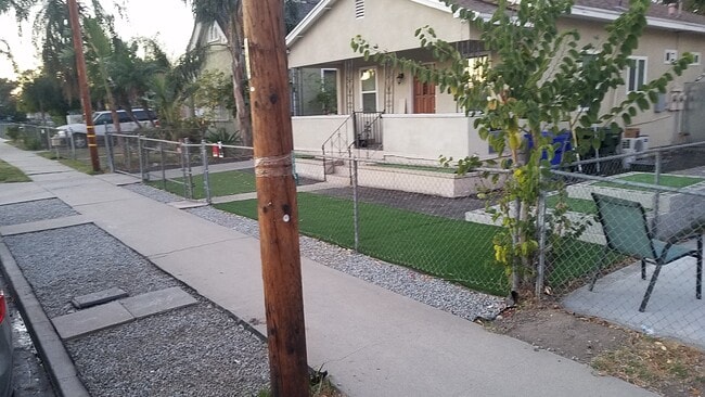 Photo - 1120 W 6th St Unit A