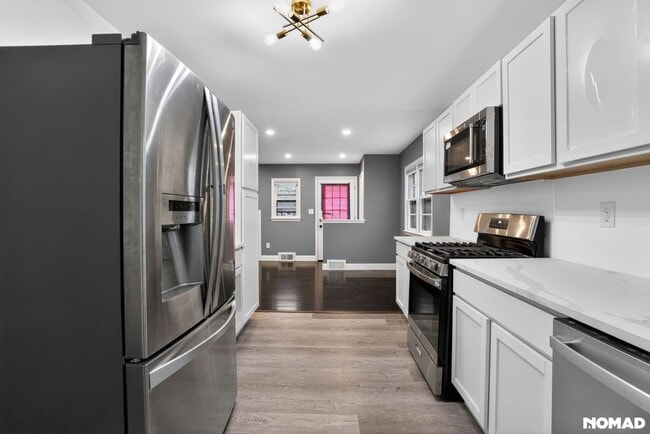 Photo - 6502 Parkway Ct