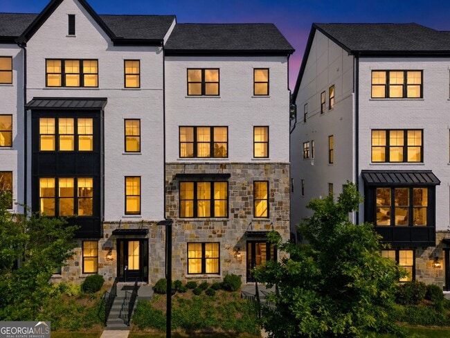 Building Photo - 2042 Juliette Ave