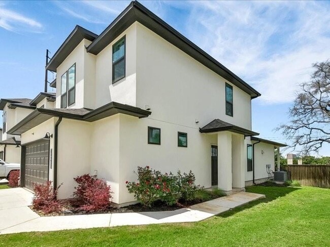 12405 Maypole Bend