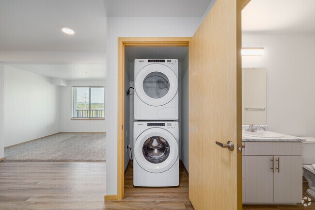 1BR, 1BA - 547SF - In Unit Washer and Dryer