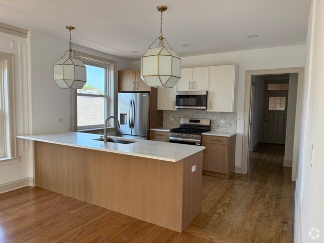 Building Photo - 531-539 Hinman Ave Rental
