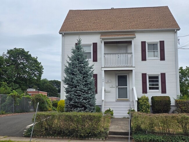 Building Photo - 144 Newington Ave Rental