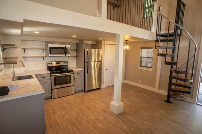 Photo - Downtown Tiny House