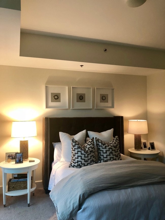 Photo - 1080 Peachtree St NE Unit 1015