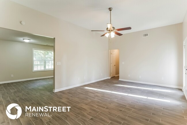 Photo - 719 Woodwind Dr