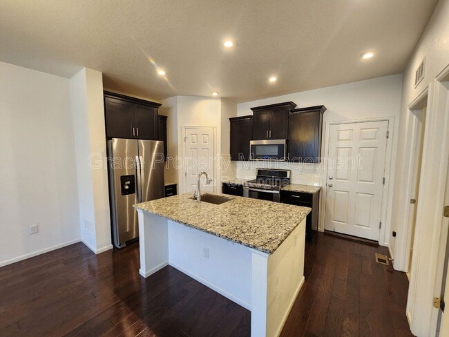 Photo - 221 Jackson Dr