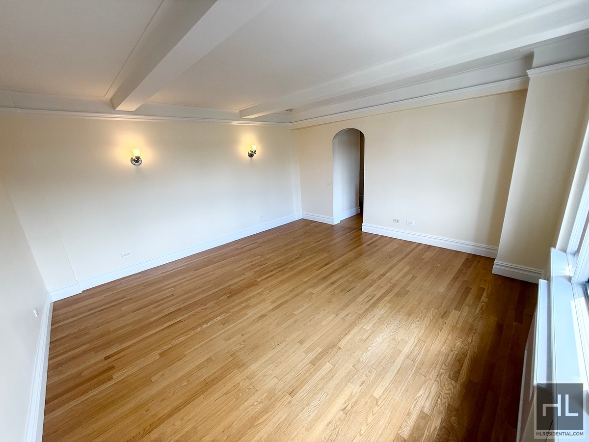 Photo - Christopher Street Unit 6A