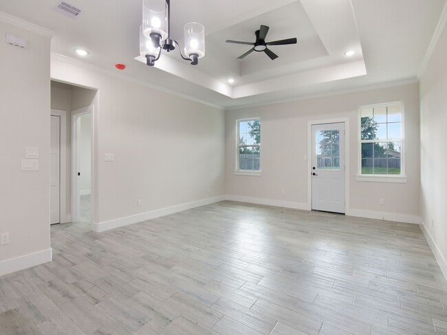 Photo - 415 County Rd 5102J