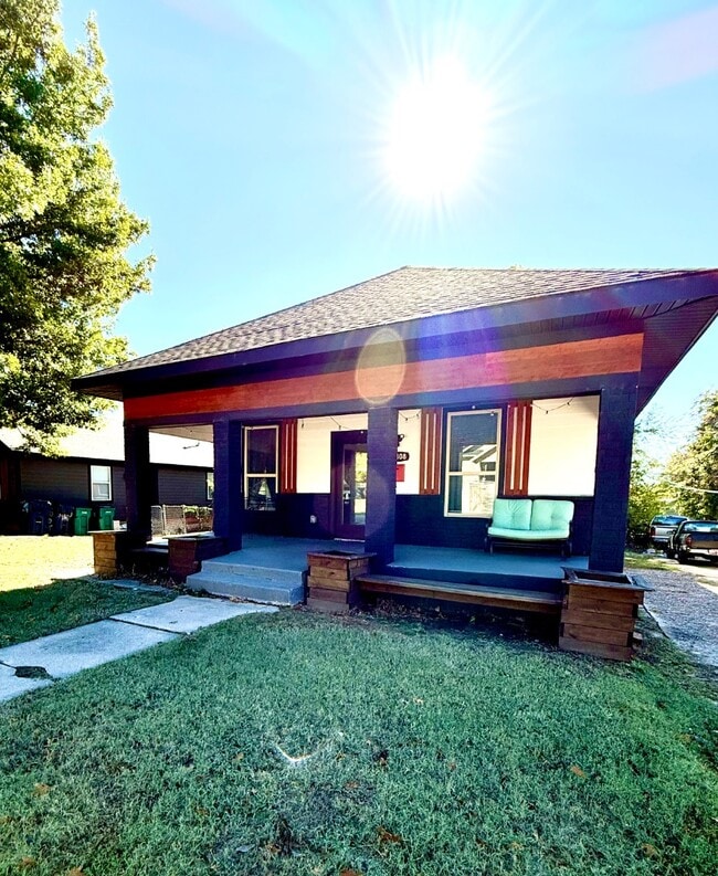 Photo - 1808 NW 8th St