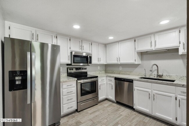 Photo - 222 W Brown Rd