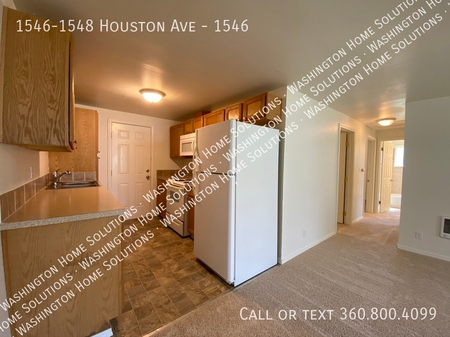 1546-1548 Houston Ave-1546 - 1546-1548 Houston Ave-1546