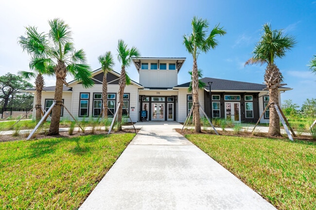 Flagler Crossing