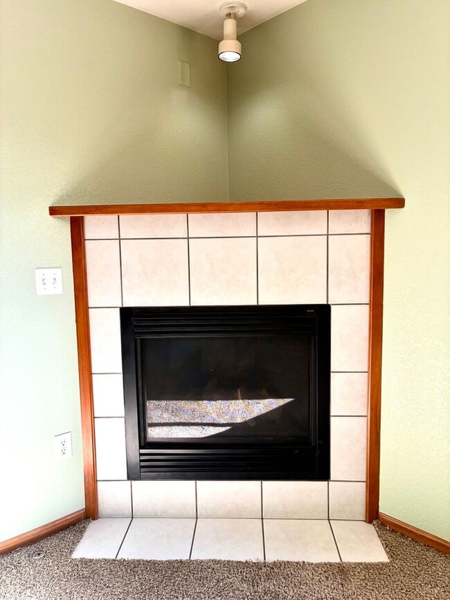 Photo - Beautiful 3 bedroom, 2 and 2-1/2 bath Townhome with 2 car attached garage and Finished Basement w...