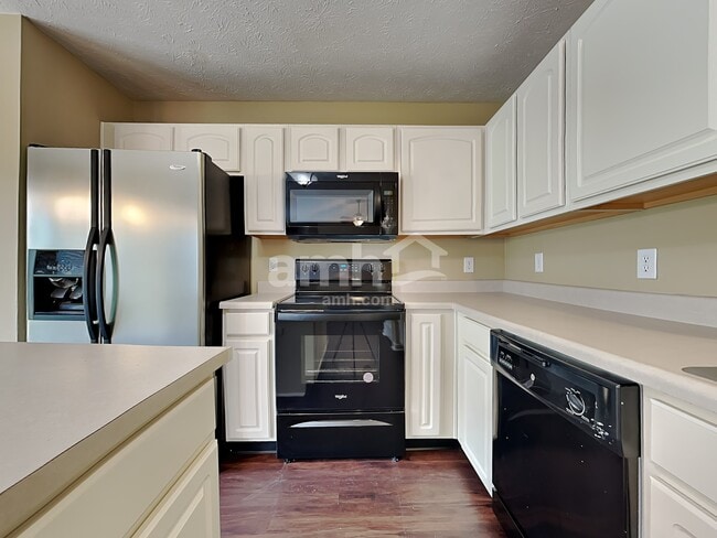 2508 Monarchy Ln