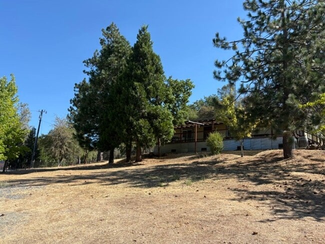 Photo - 2040 Upper Black Rock Rd