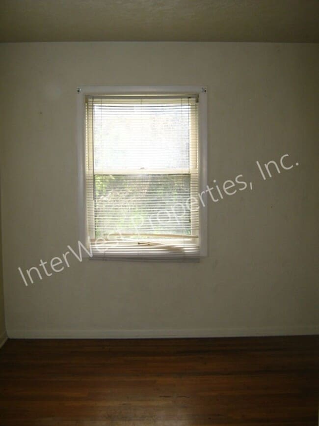 Photo - MCCAR Unit 4733