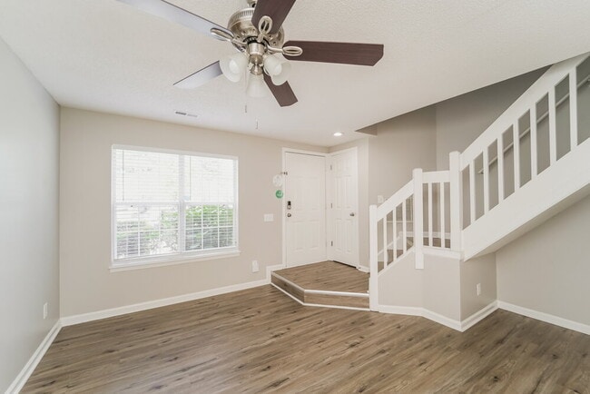 Photo - 5746 Prescott Ct