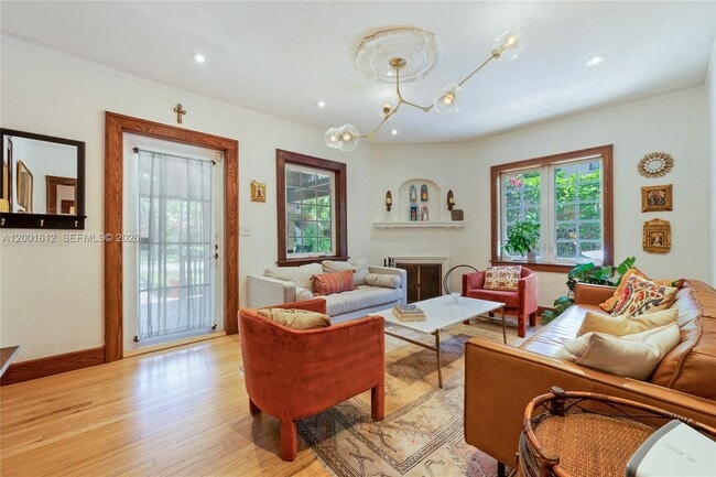 Photo - 1029 Milan Ave