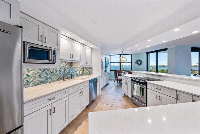 Photo - 5420 N Ocean Dr Unit 305