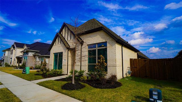 Photo - 5315 Tupper Ave