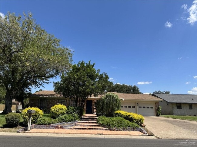 Photo - 39 Redbud Ave