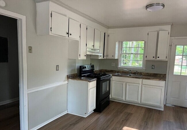 Photo - 1705 Fountain St