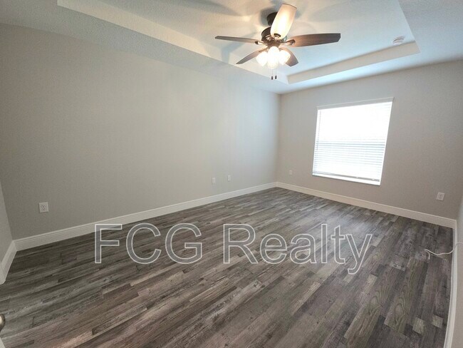 Photo - 8027 N Independence Way