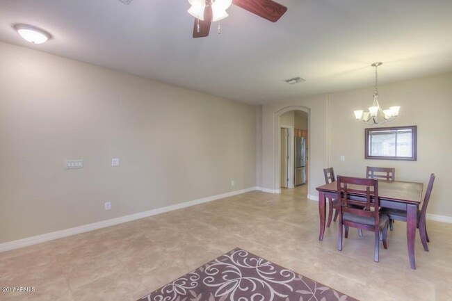 Building Photo - 3693 E Remington Dr