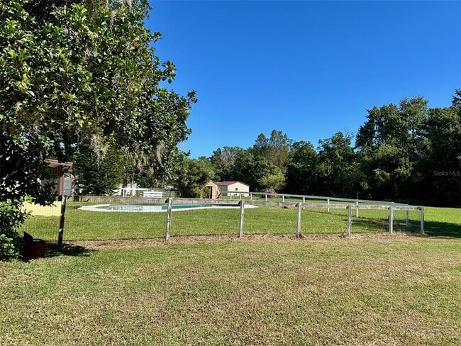 Photo - 1567 Brooks Ln