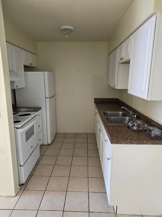 Photo - 3/2 DUPLEX