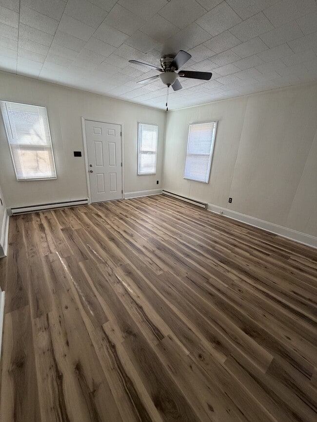 Photo - 106 Crockett Ave