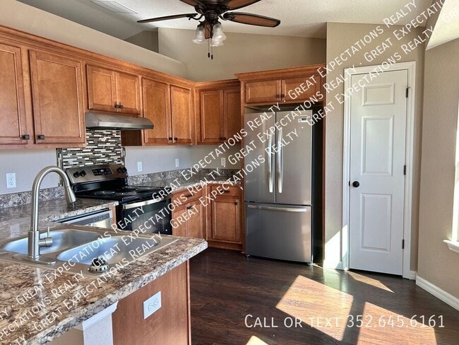 Photo - 648 W Marguerita Dr