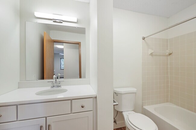 Pondview Apartments