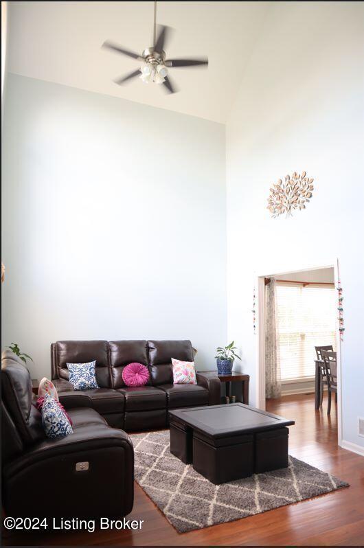 Photo - 10129 Spring Gate Dr