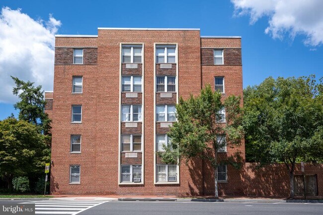 Photo - 2500 Q St NW Unit 506
