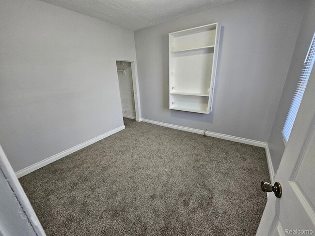 Photo - 6828 Meadow Ave