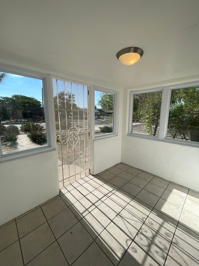 407 Harvard Dr SE Unit 407