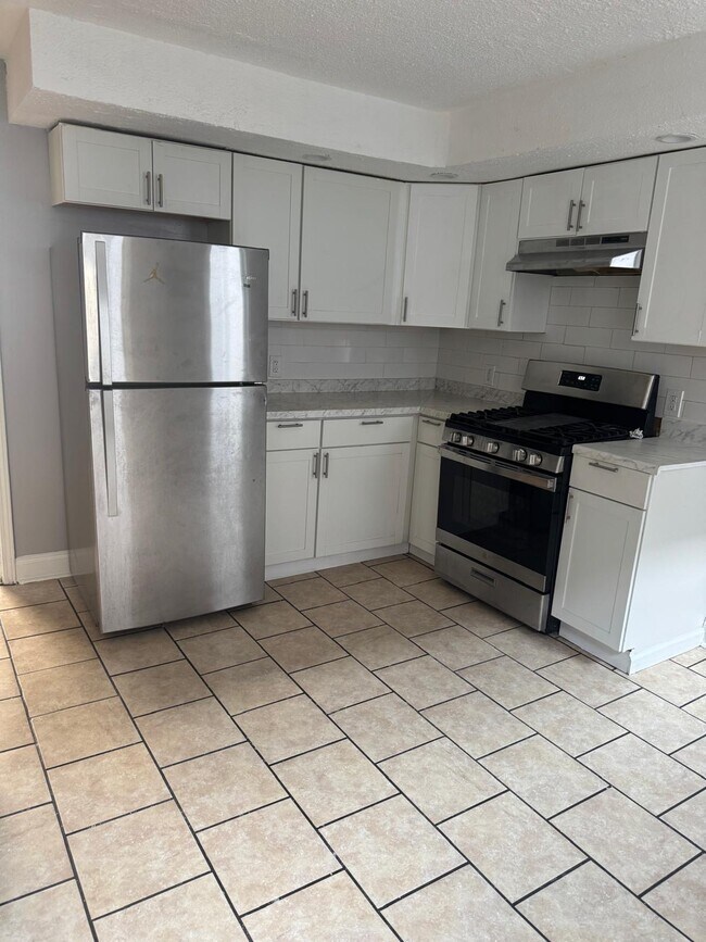 272 Exchange St