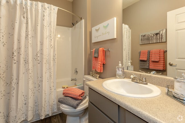 2HAB, 2BA - 1,134 ft² - Huntley Apartments