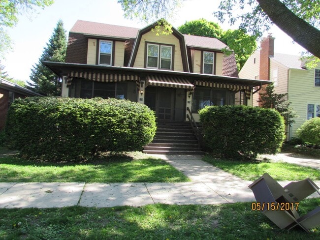 Building Photo - Living on the Dock of the Bay Unit 123