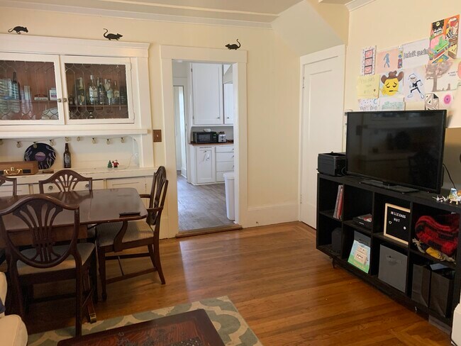 Photo - 2542 Hillegass Ave