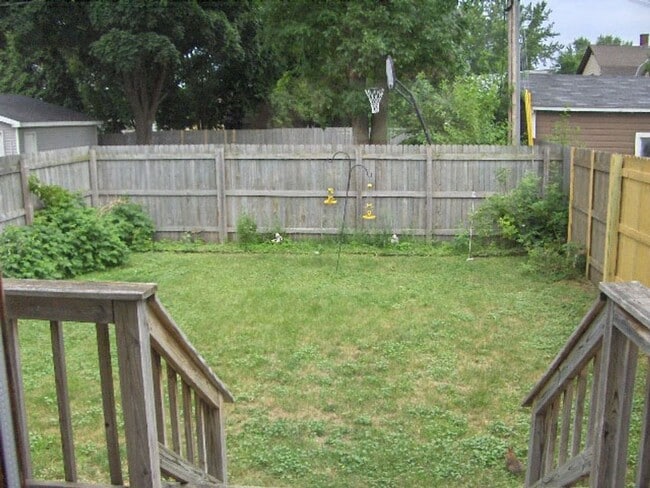 Photo - 713 Elmore St