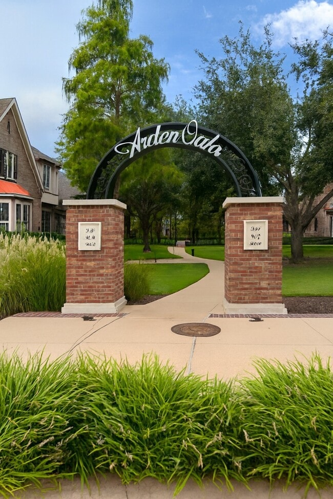 Photo - 907 Arden Oaks Dr House