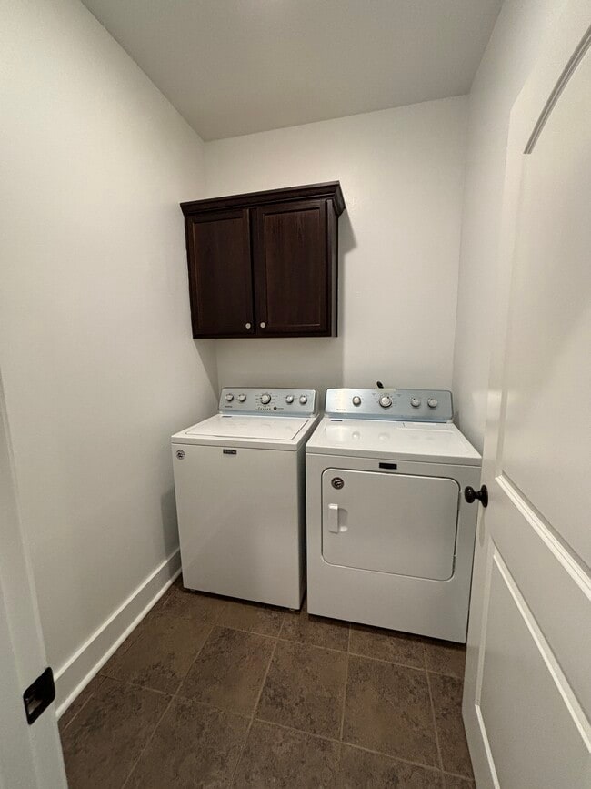 Photo - 408 Oak Branch Dr