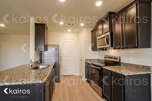 Photo - 8406 Longshore Slope Rd