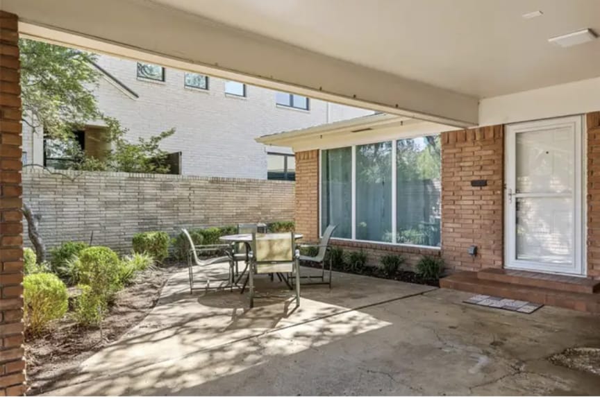 Photo - 3545 Northwest Pky (Dallas, TX)