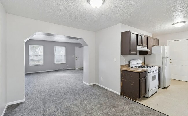 Photo - 937 Ansel Rd